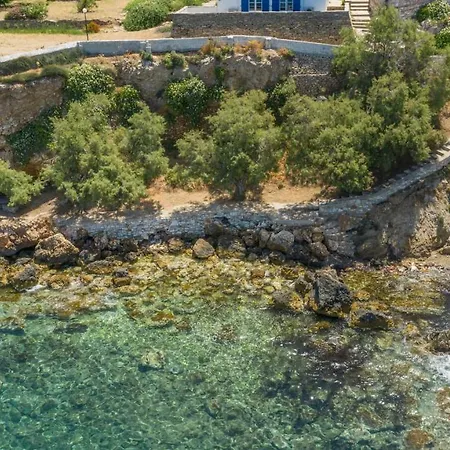 Satsi's Premium Seascape-2 Min From The Beach&town Apartment